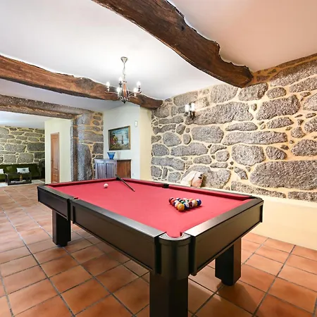Hébergement de vacances Casa Da Galheira With Swimming Pool By Sé *